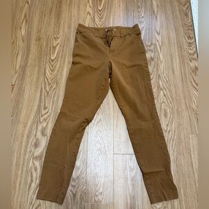 Old Navy Tan Pixie Pants